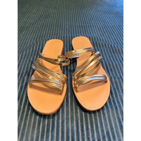 Gold Strappy Slide Sandals Size 7.5 - Picture 2 of 4
